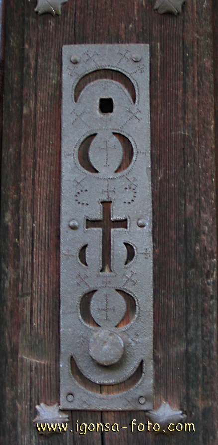 Adorno/adornment 9756 Mazo de Mon(Asturias)