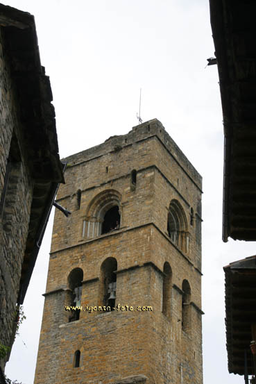 Campanario/Bell Tower 1772 Ainsa(Huesca)