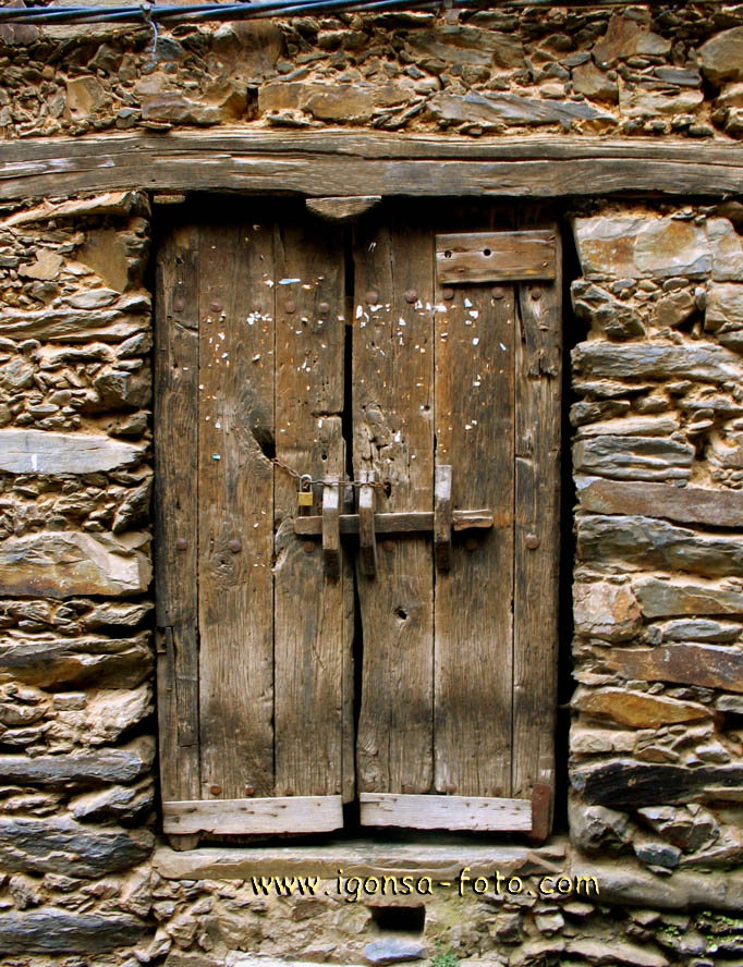 Puerta/Door 14462 Cadalso(Caceres)