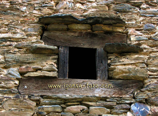 Ventana/Window 2475 Nogar(Leon)