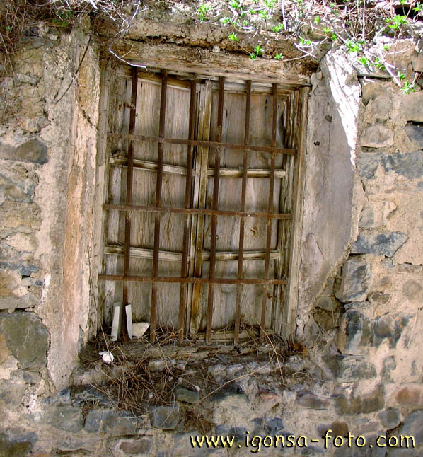 Ventana/window25360 Enciso(La Rioja)