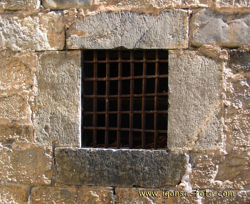 Ventana/window25361 Enciso(La Rioja)