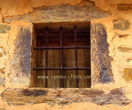 Ventana/Window 5507  Castrillo de los Polvazares(Leon)