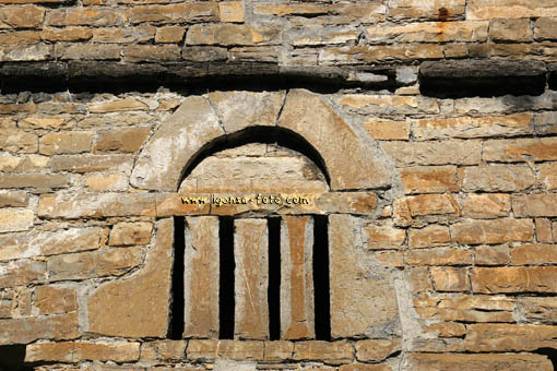 Ventana/Window 5772 Oto(Huesca)