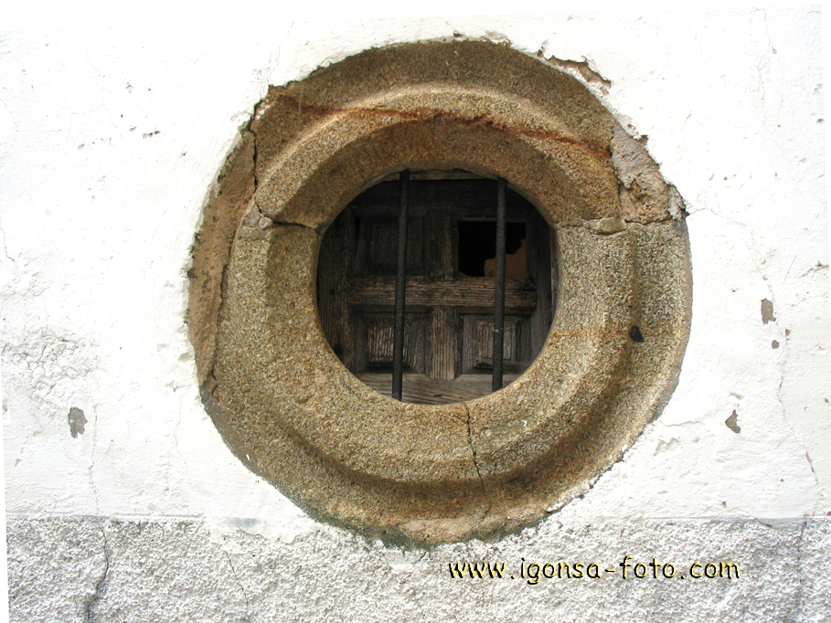 Ventana/Window15461 Acebo(Caceres)