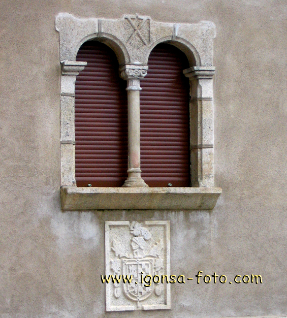 Ventana/Window15468 Hoyos(Caceres)